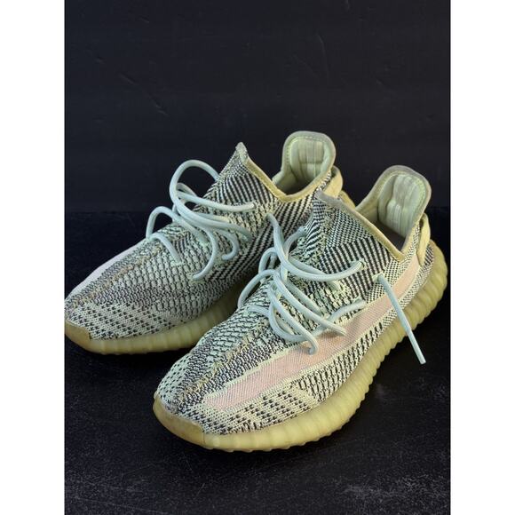 Men’s adidas Yeezy Boost 350 V2 Yeezreel Non-Reflective Kanye West Size 10.5 - Picture 1 of 8